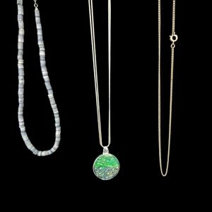 Lot of 3 necklaces